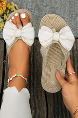 White Stitched Bow Decor Straw Woven Flip Flop Slippers