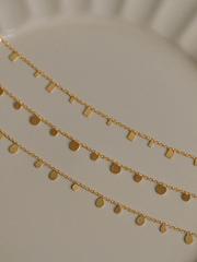 Yellow Gold Minimalist Clavicle Necklace