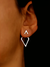 Minimalist Diamond-Shaped Two-Way Earrings