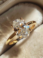 925 Sterling Silver Oval Cut Four Claw Solitaire Ring