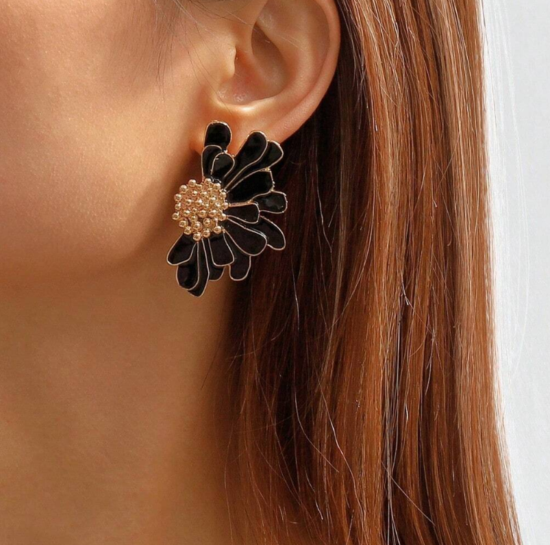 Daisy Flower Statement Earrings