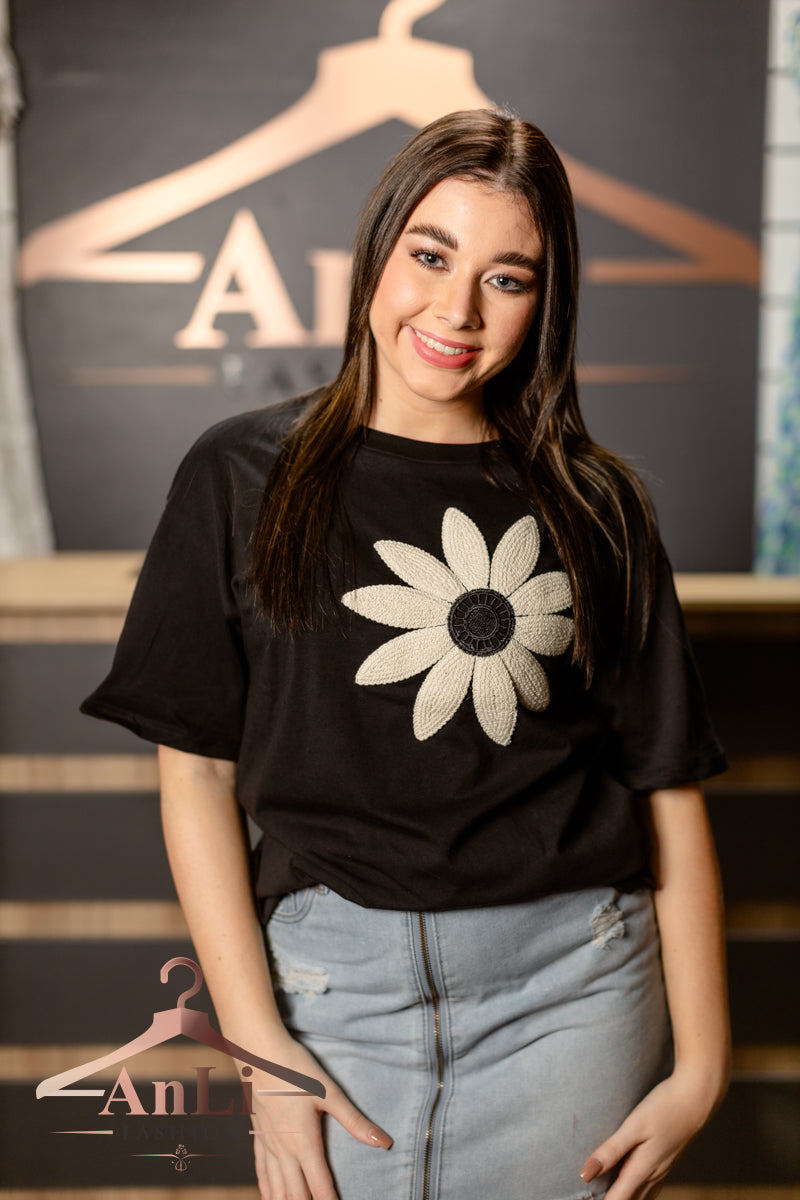 Black Contrast Crochet Floral Graphic Drop Shoulder Loose Tee