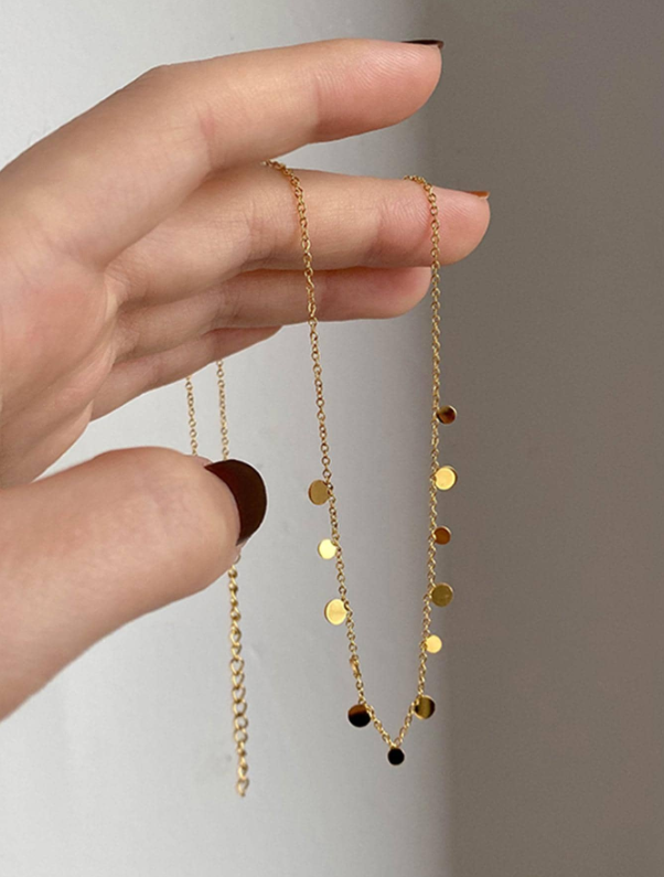 Yellow Gold Minimalist Clavicle Necklace