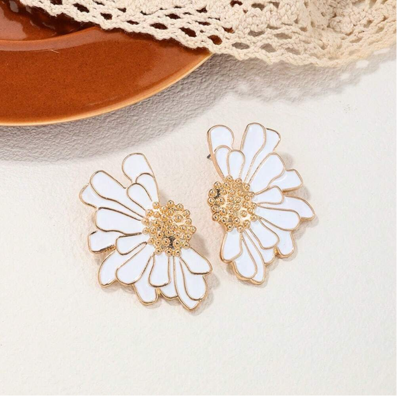 Daisy Flower Statement Earrings