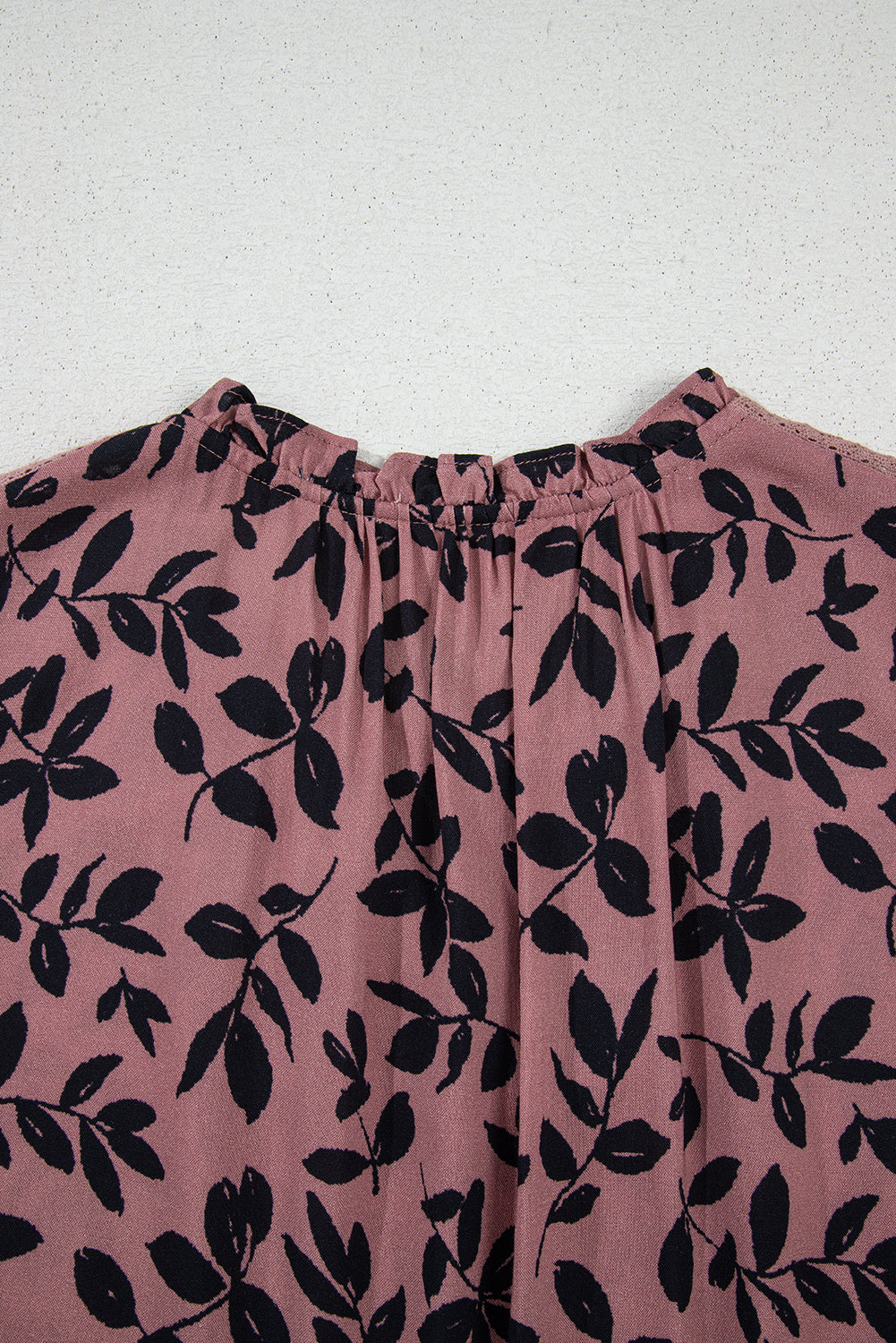 Brown Leaf Print Lace-up V Neck Crinckled Tank Top