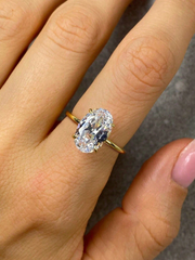 925 Sterling Silver Oval Cut Four Claw Solitaire Ring