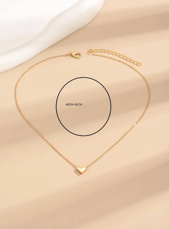 Minimalist Gold Heart Pendant Necklace